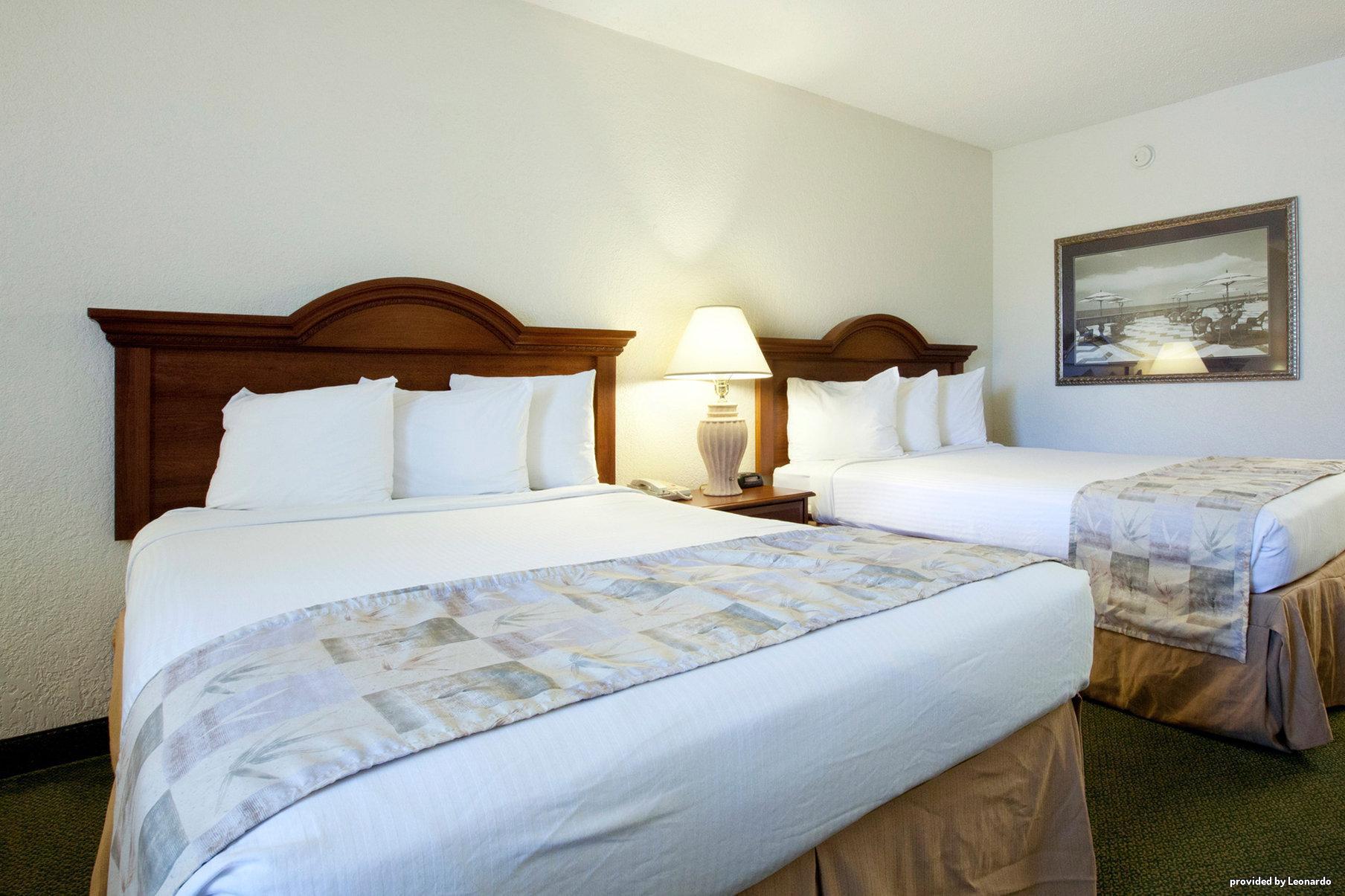 Hotel Baymont By Wyndham Sarasota Zimmer foto